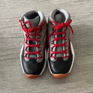 Allen Iverson Reebok Question “Practice” rare Allen Iverson shoes